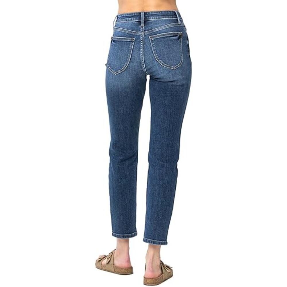 Judy Blue Women's Straight Leg Jeans in Medium Blue Wash - Picture 2 of 6